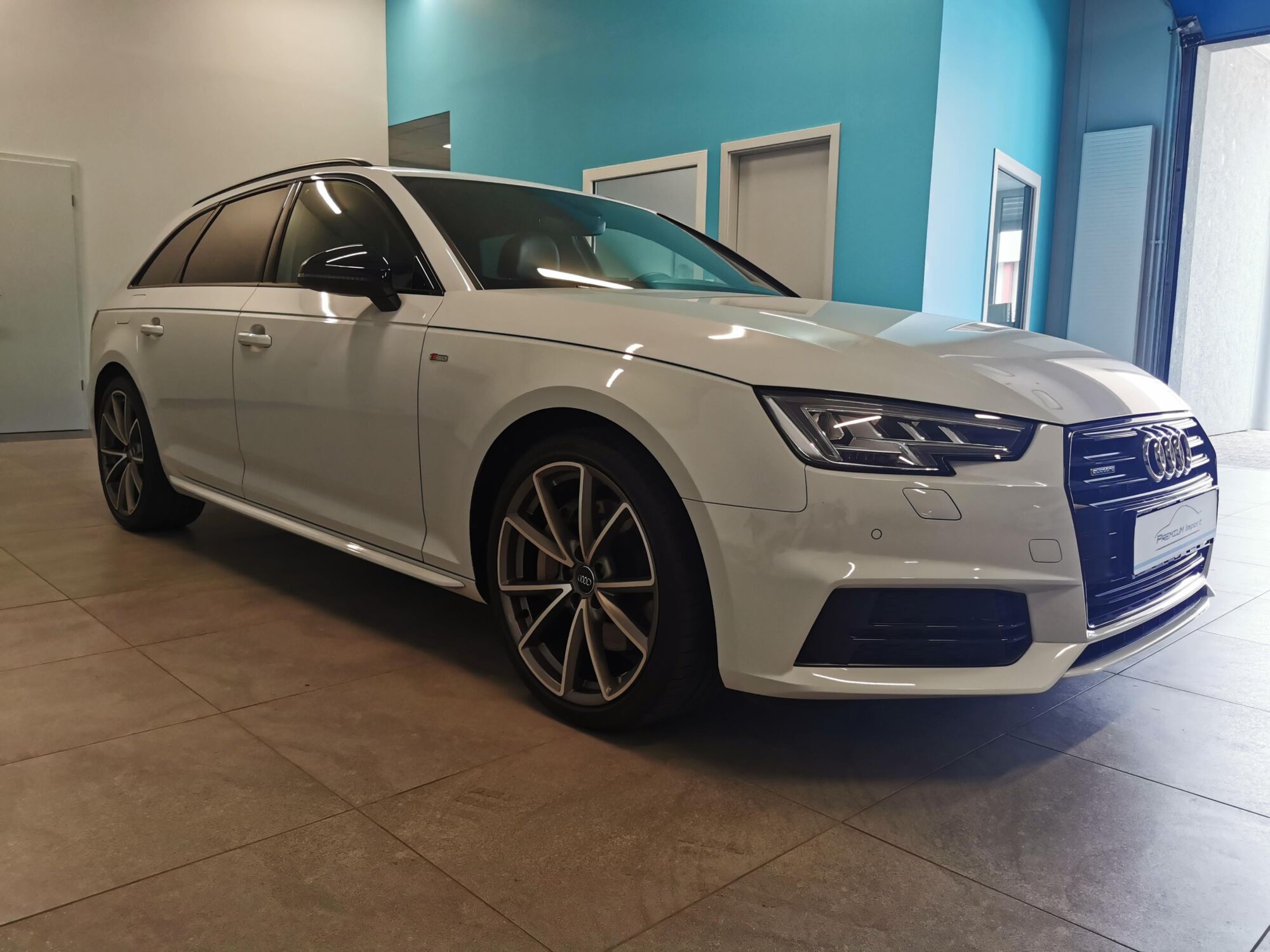 Audi A4 Avant 2.0 TFSI Quattro S-line Guebwiller 0