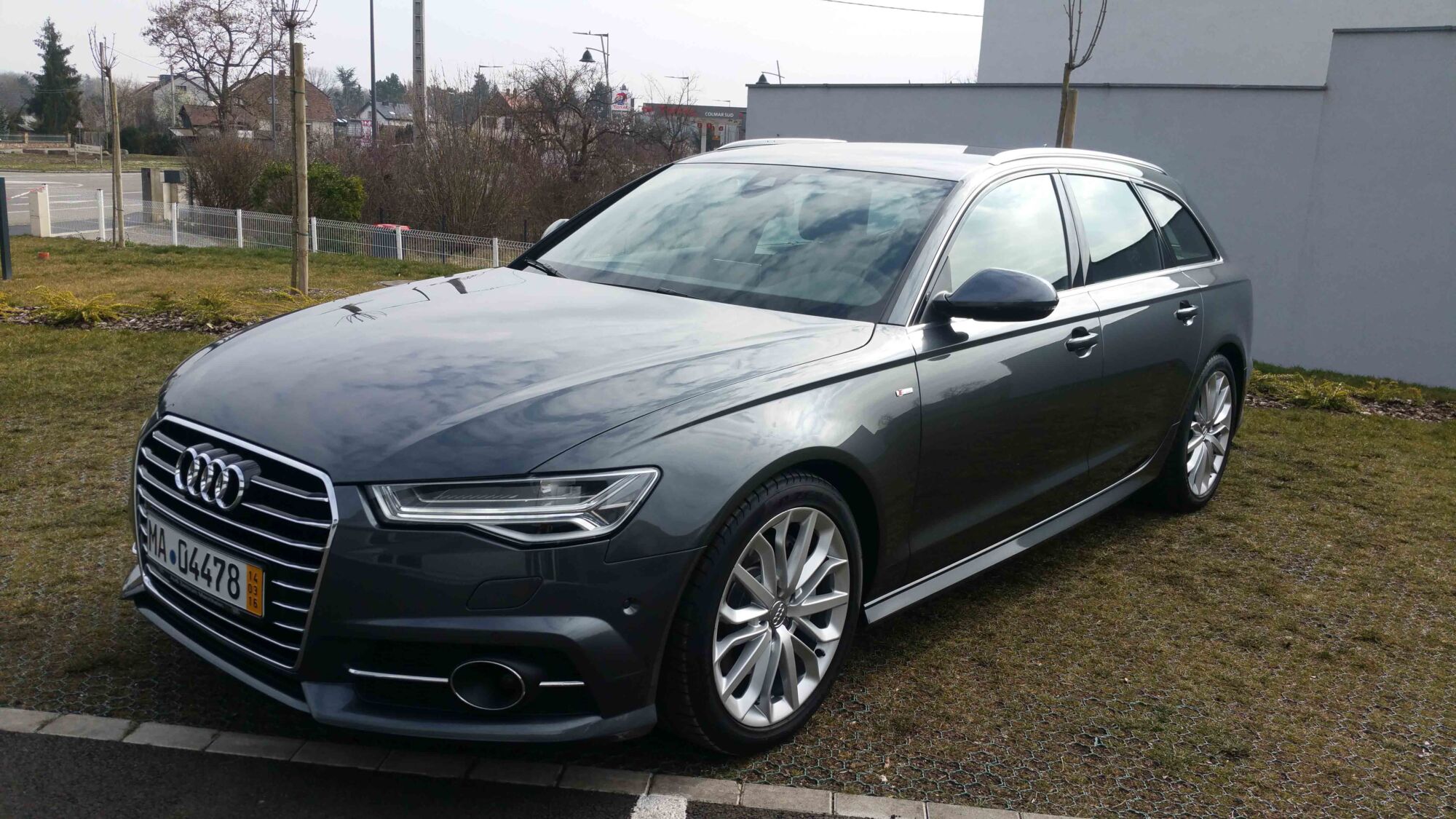 Audi A6 avant S-LINE Wittelsheim 0