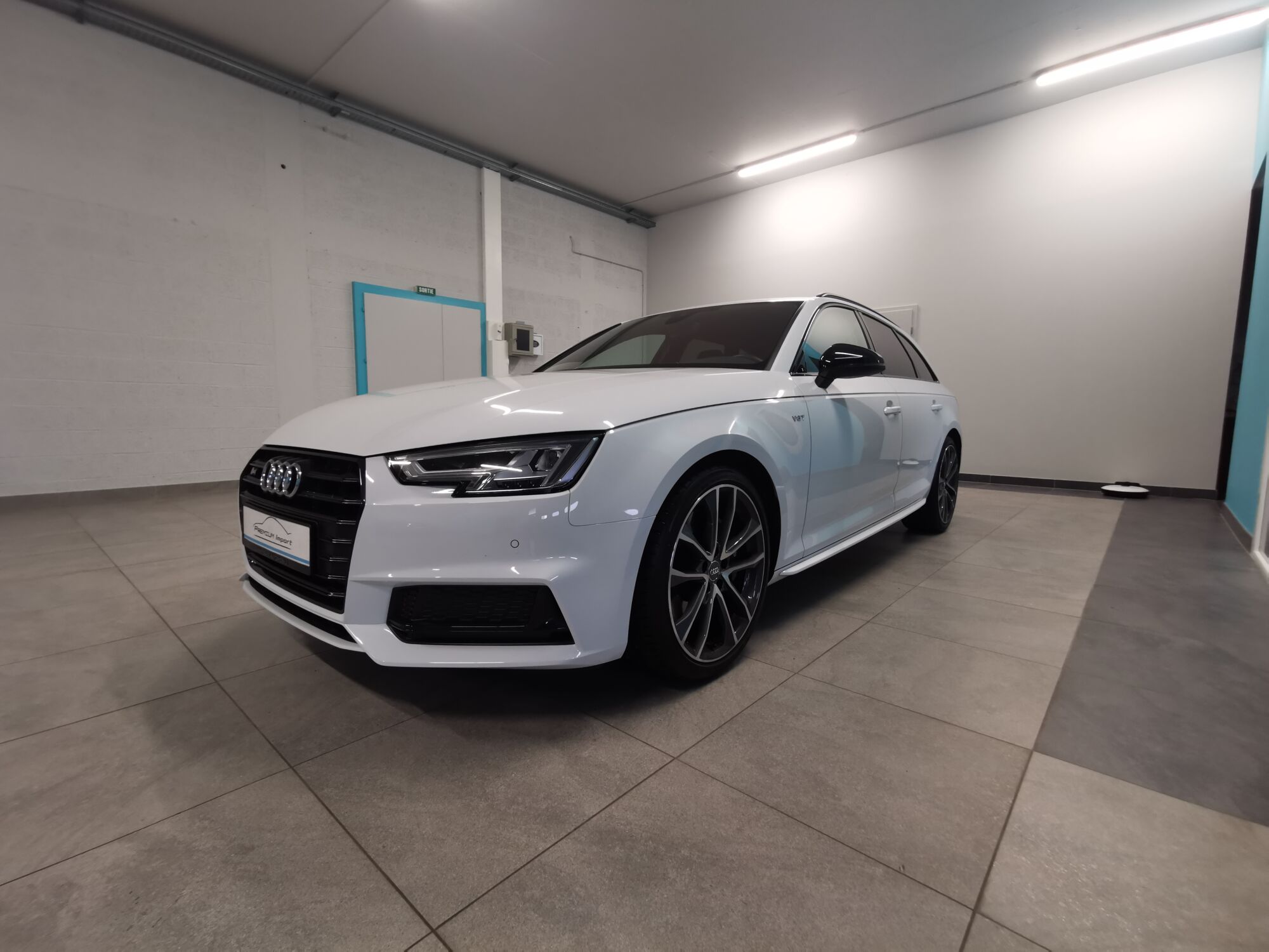 AUDI S4 Avant V6 3.0 TFSI Quattro 354ch Cernay 0