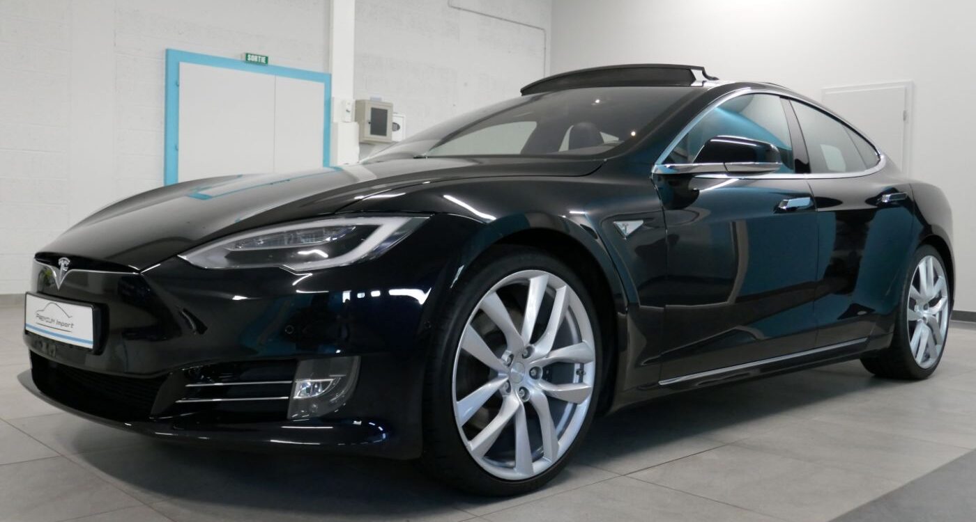 TESLA Model S 90D Cernay