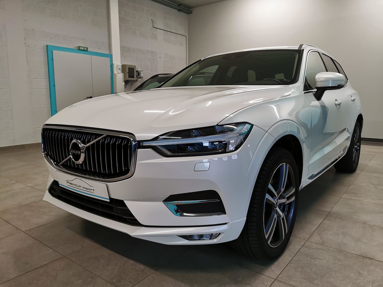 Volvo xc60 inscription комплектация